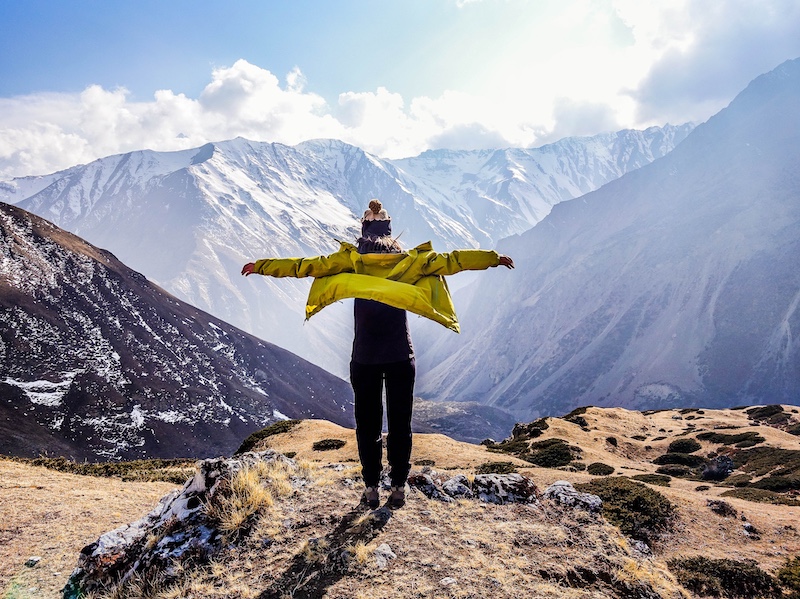 Как выбрать куртку для летних приключений?